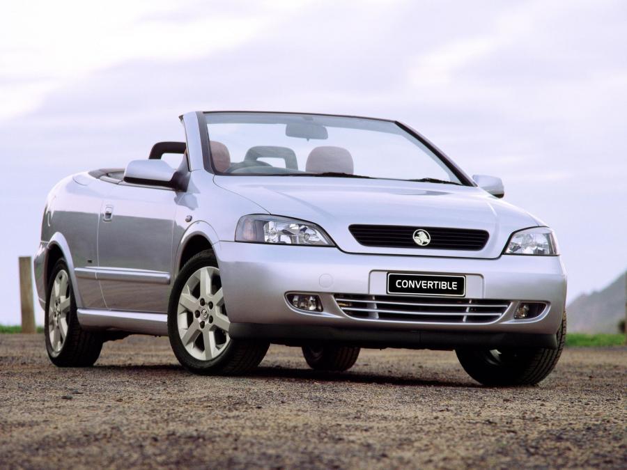  Holden Astra Convertible 2001 года  (фото 8 из 16)
